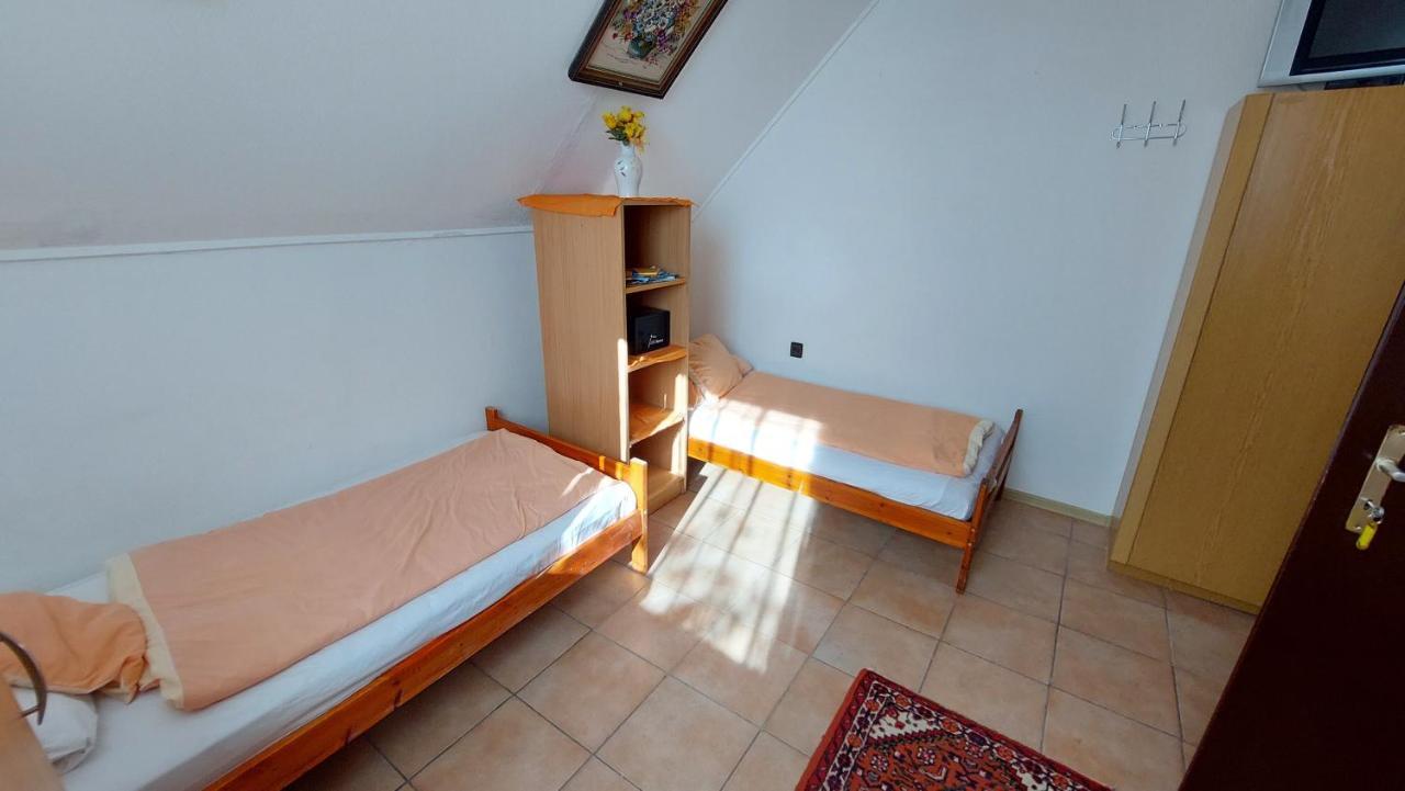 Pihenes A Malomtonal Privat Berlemeny Vendégház Tapolca Kültér fotó